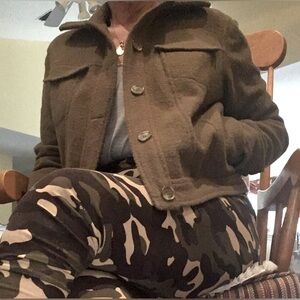 Joie Jacket Lightly worn, Green, Polyester. Super cute. Size M